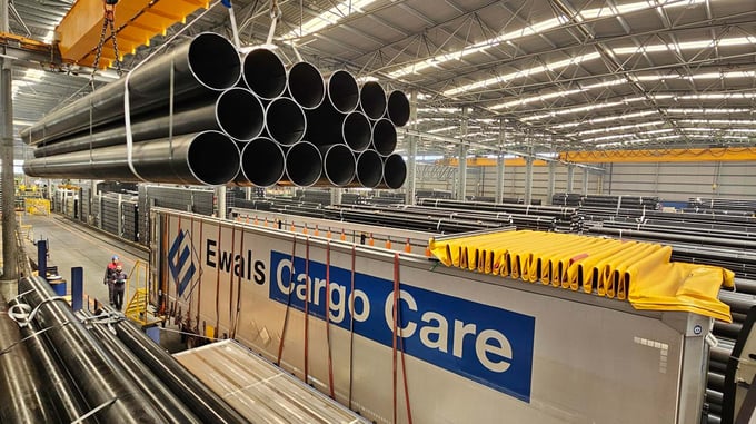 Ewals industries - loading steel