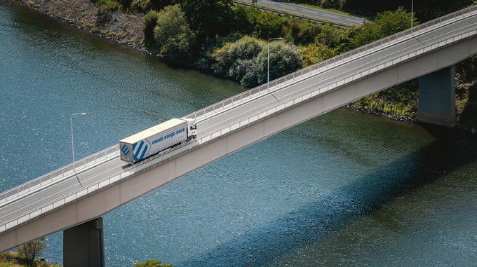 website_services_road-transport