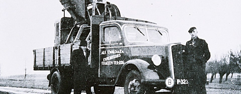 website_aboutus_timeline_1906